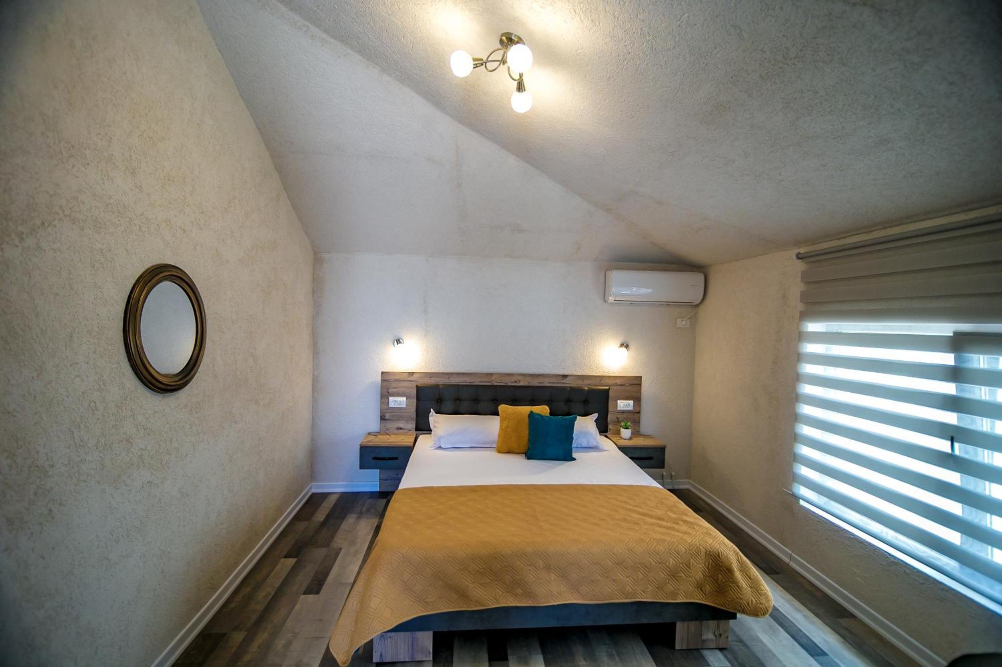 Hotel Casa Adiman Vama Veche Esterno foto
