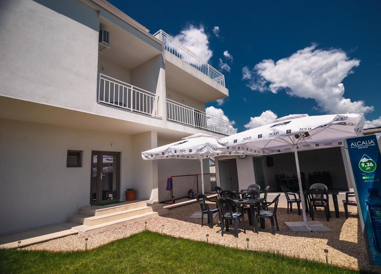 Hotel Casa Adiman Vama Veche Esterno foto