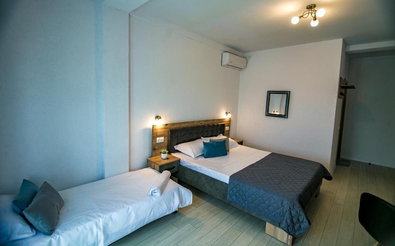 Hotel Casa Adiman Vama Veche Esterno foto