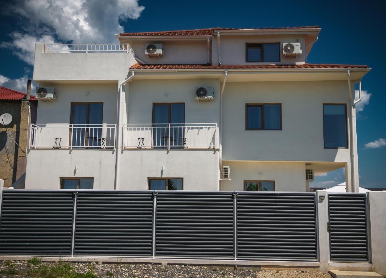 Hotel Casa Adiman Vama Veche Esterno foto