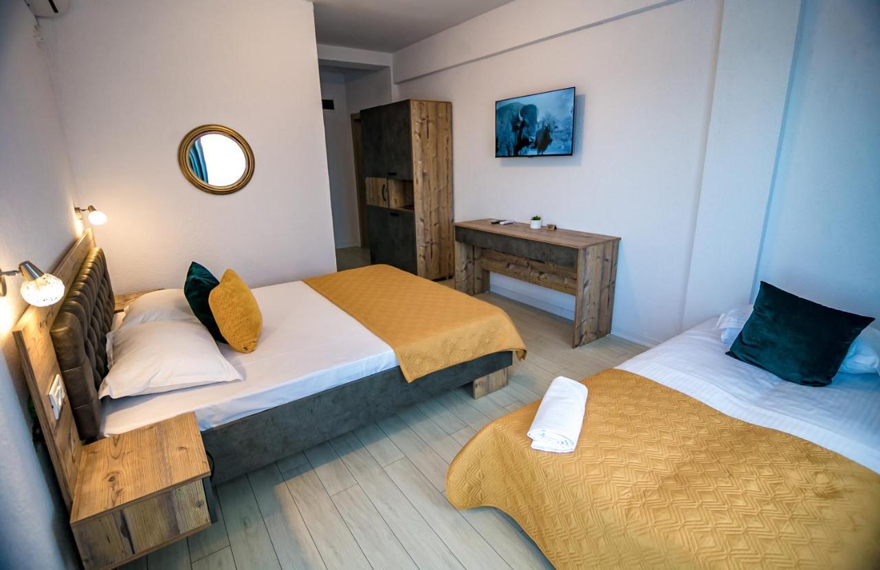 Hotel Casa Adiman Vama Veche Esterno foto